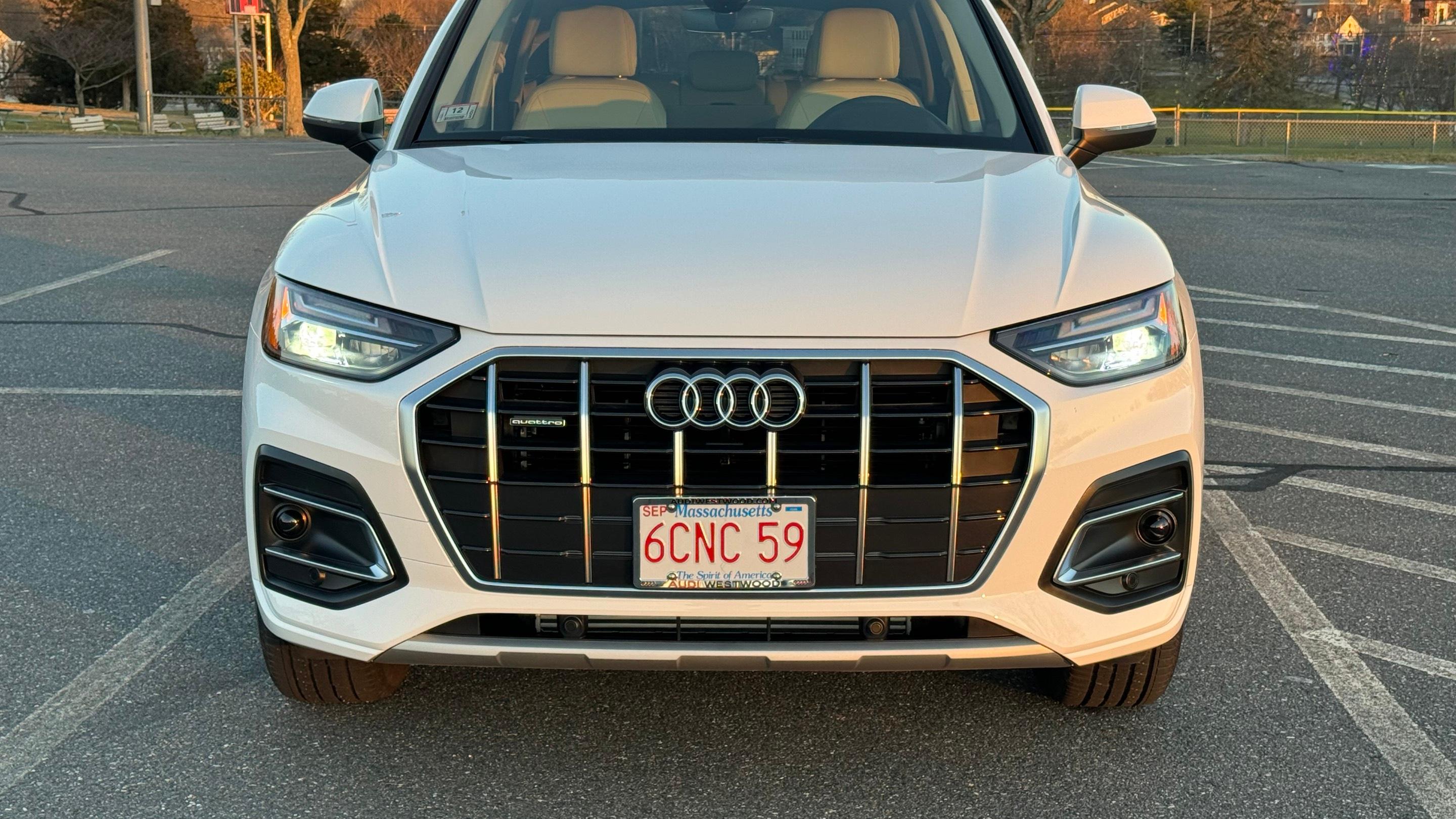 Audi Q5 2024 in Burlington, MA