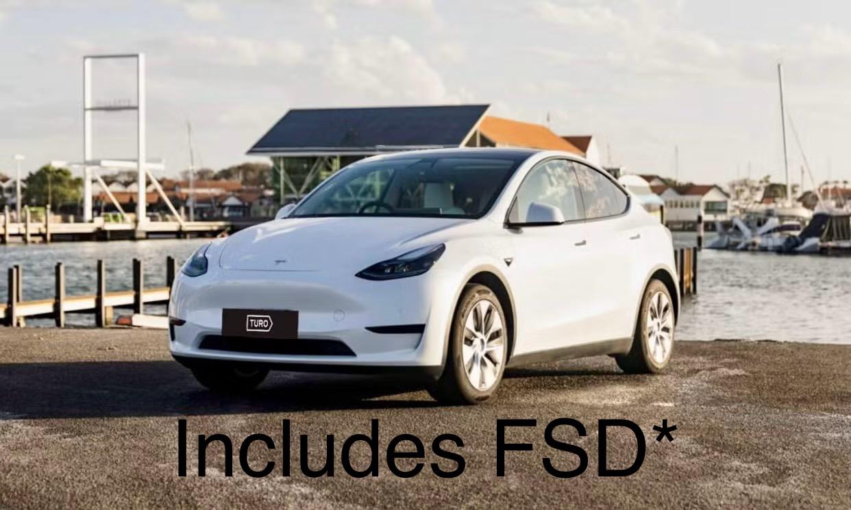 Tesla MODEL Y 2022 in Perth Airport