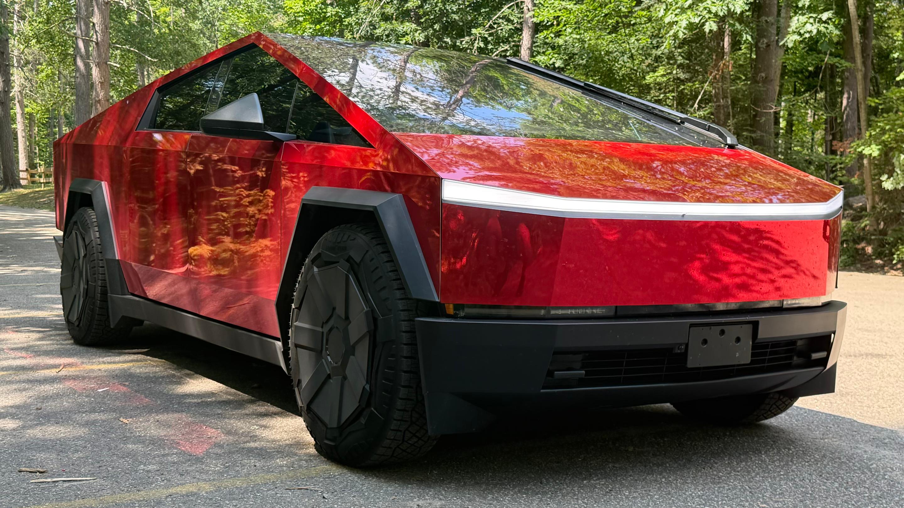 Tesla Cybertruck 2026 in Green Bay, WI