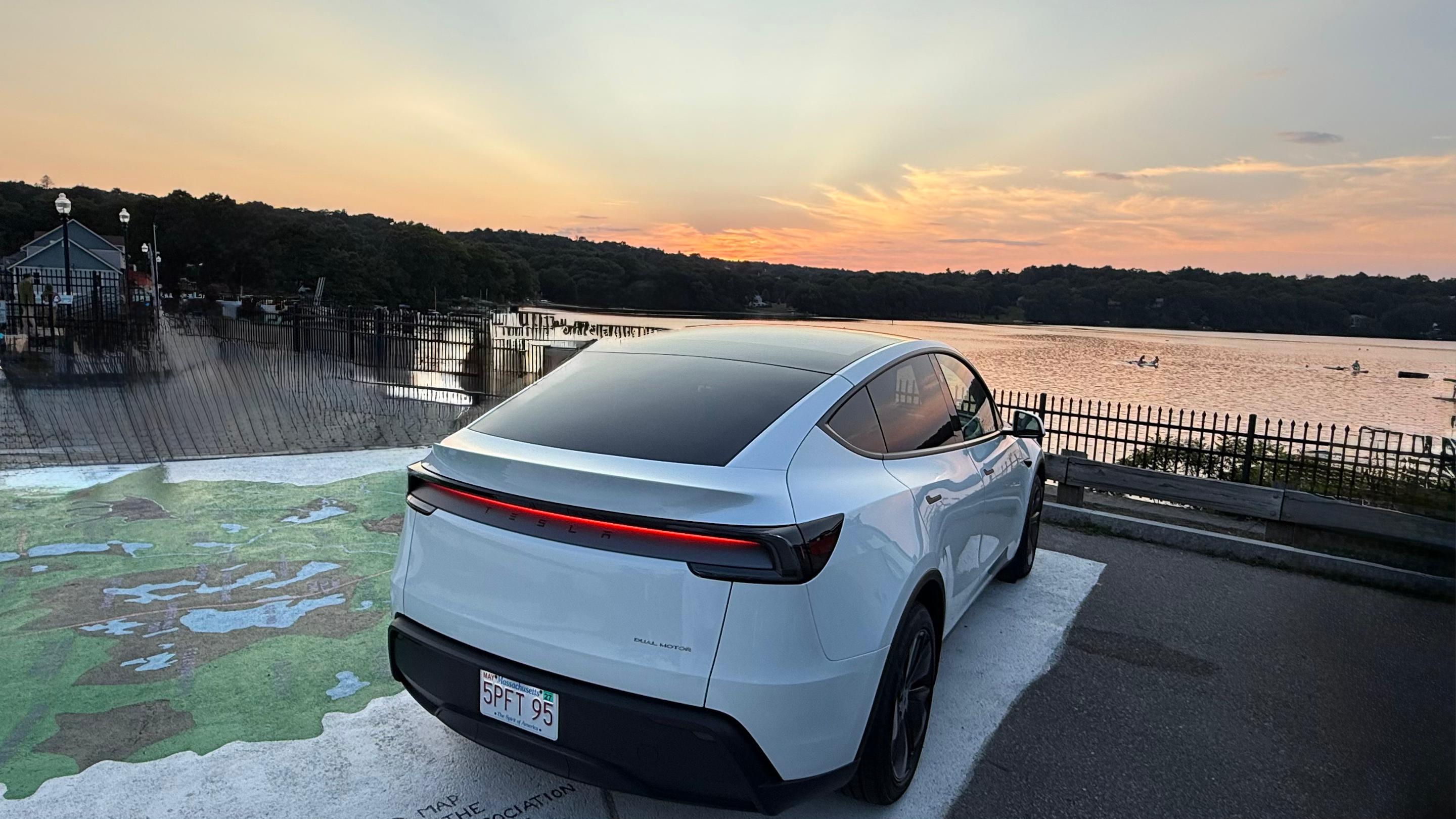 Tesla Model Y 2026 in Bedford, MA