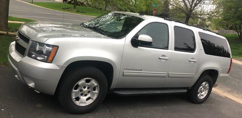 Chevrolet Suburban 2011