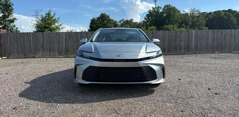 Toyota Camry Hybrid 2025