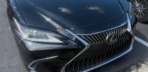 Lexus ES 2019