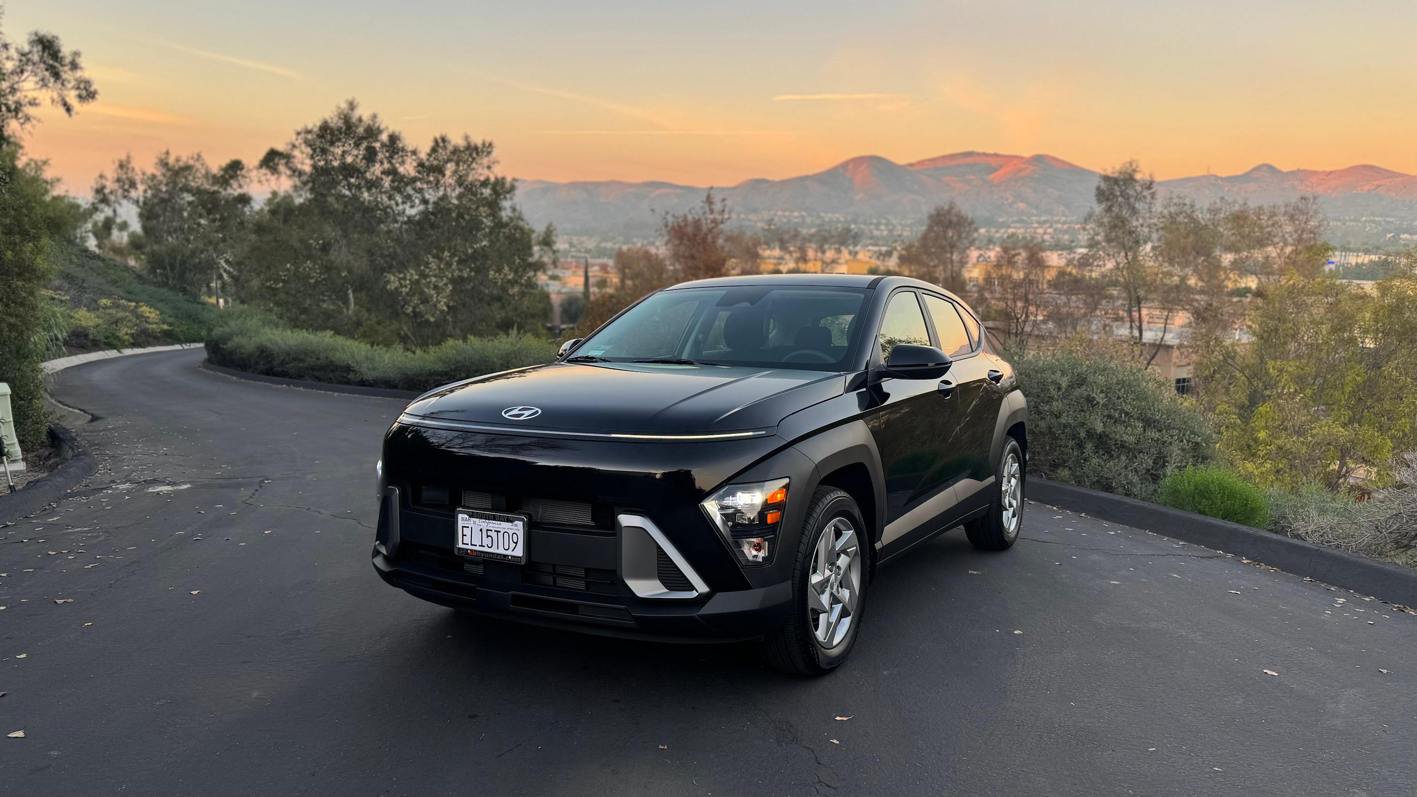 Hyundai Kona 2026 in Costa Mesa, CA
