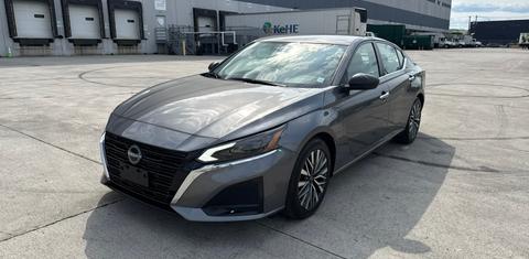 Nissan Altima 2024