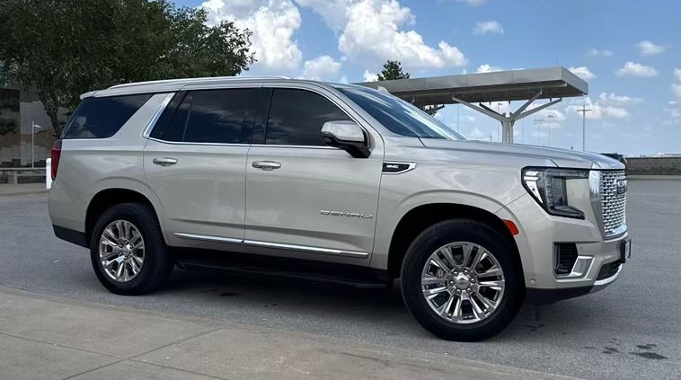 GMC Yukon 2023 in Springfield, MO