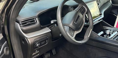 Jeep Wagoneer 2024