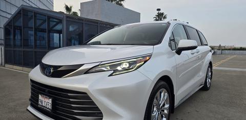 Toyota Sienna 2024