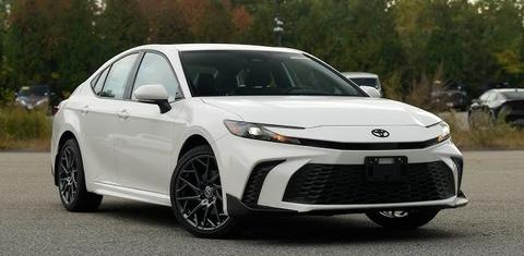 Toyota Camry Hybrid 2025