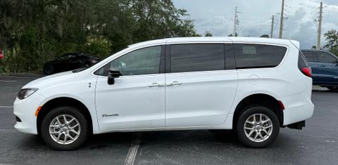 Chrysler Voyager 2025