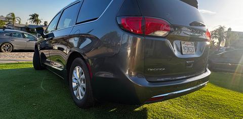 Chrysler Pacifica 2019