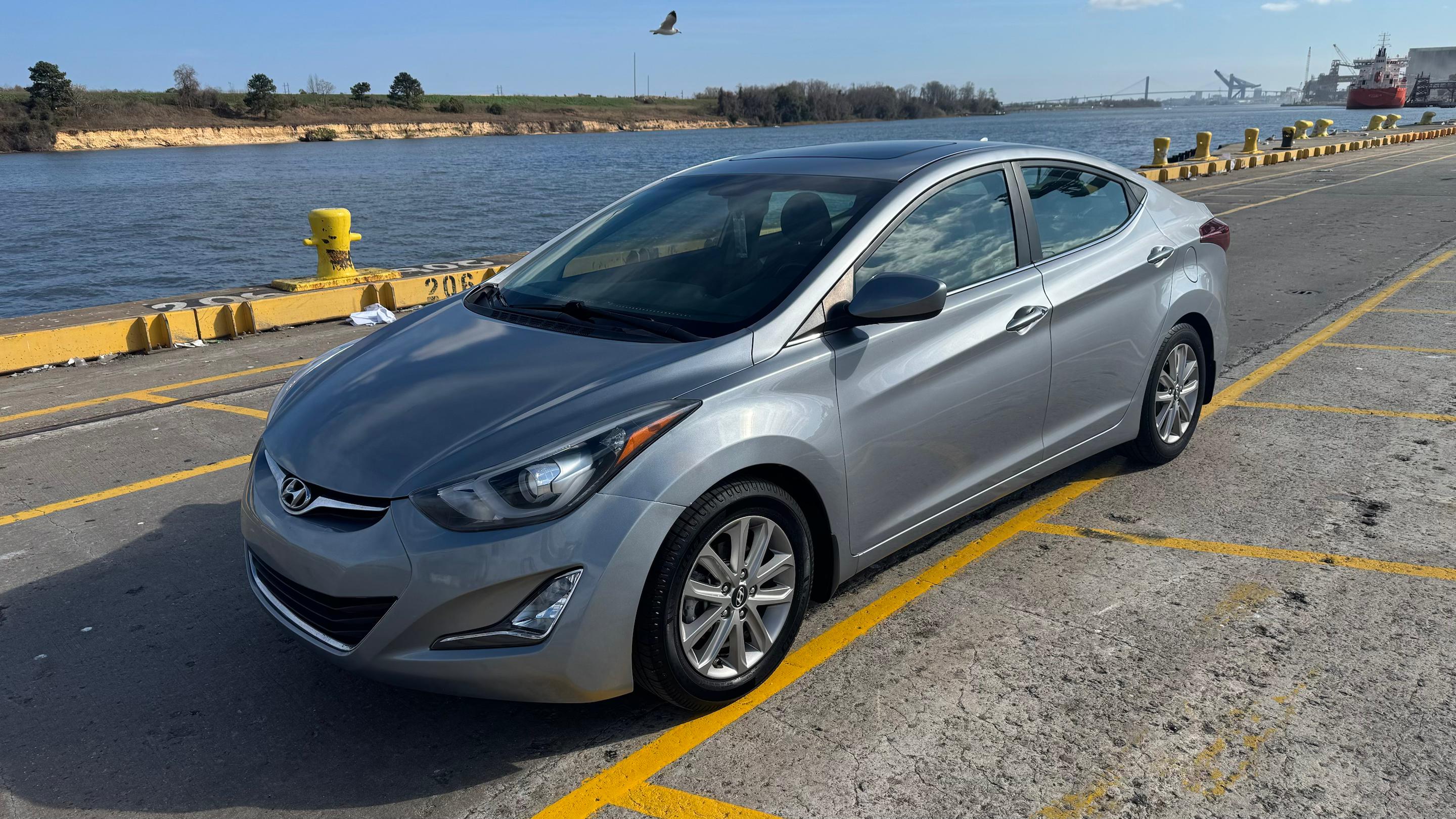 Hyundai Elantra 2015 in Savannah, GA