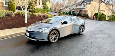 Toyota Prius 2024