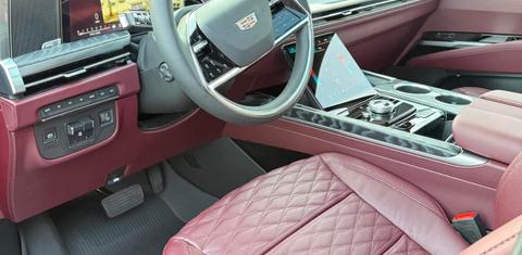 Cadillac Escalade ESV 2026