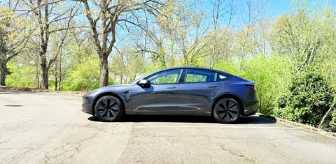 Tesla Model 3 2025