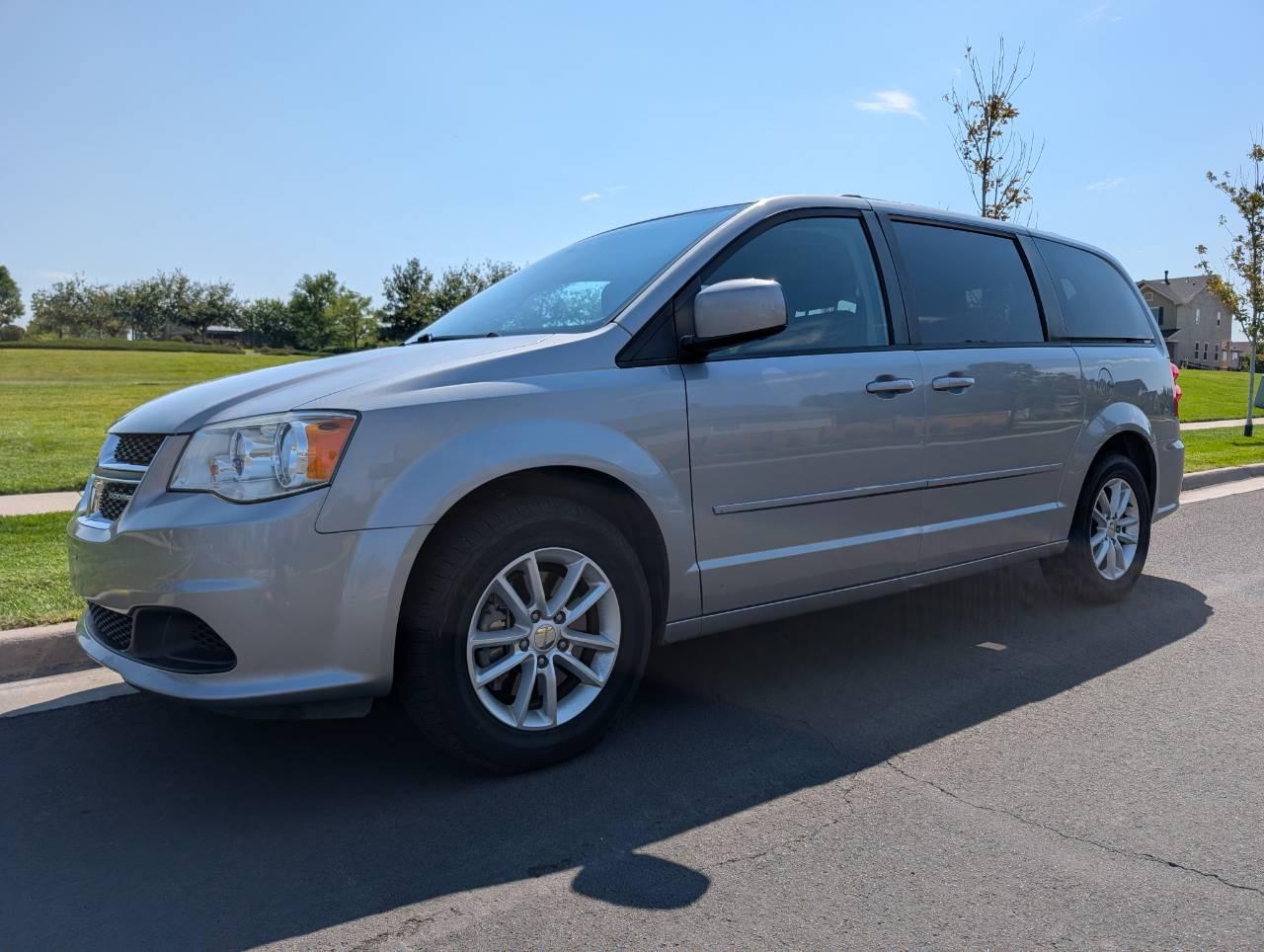 Dodge Grand Caravan 2016 in Denver, CO