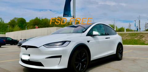 Tesla Model X 2022