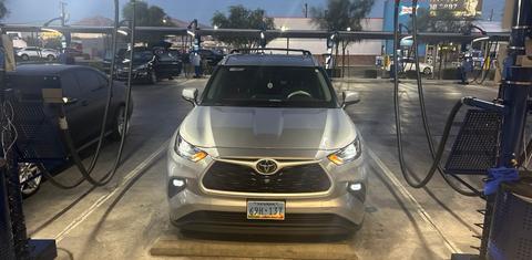 Toyota Highlander Hybrid 2025