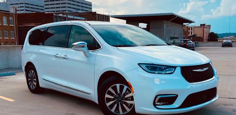 Chrysler Pacifica 2022