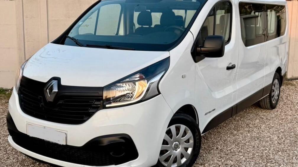 Renault TRAFIC III 2017 à Limeil-Brévannes