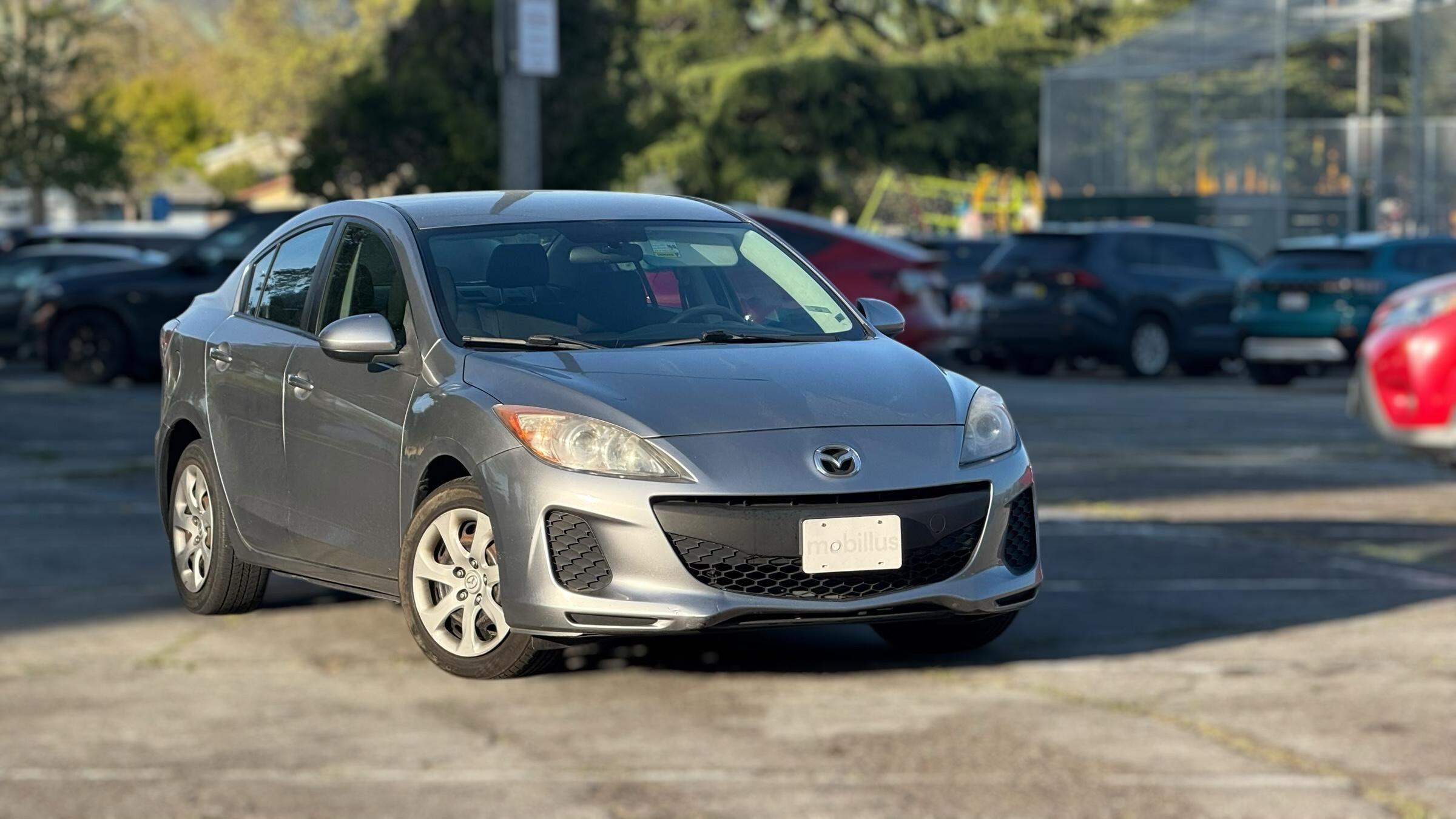 Mazda Mazda3 2013 in 