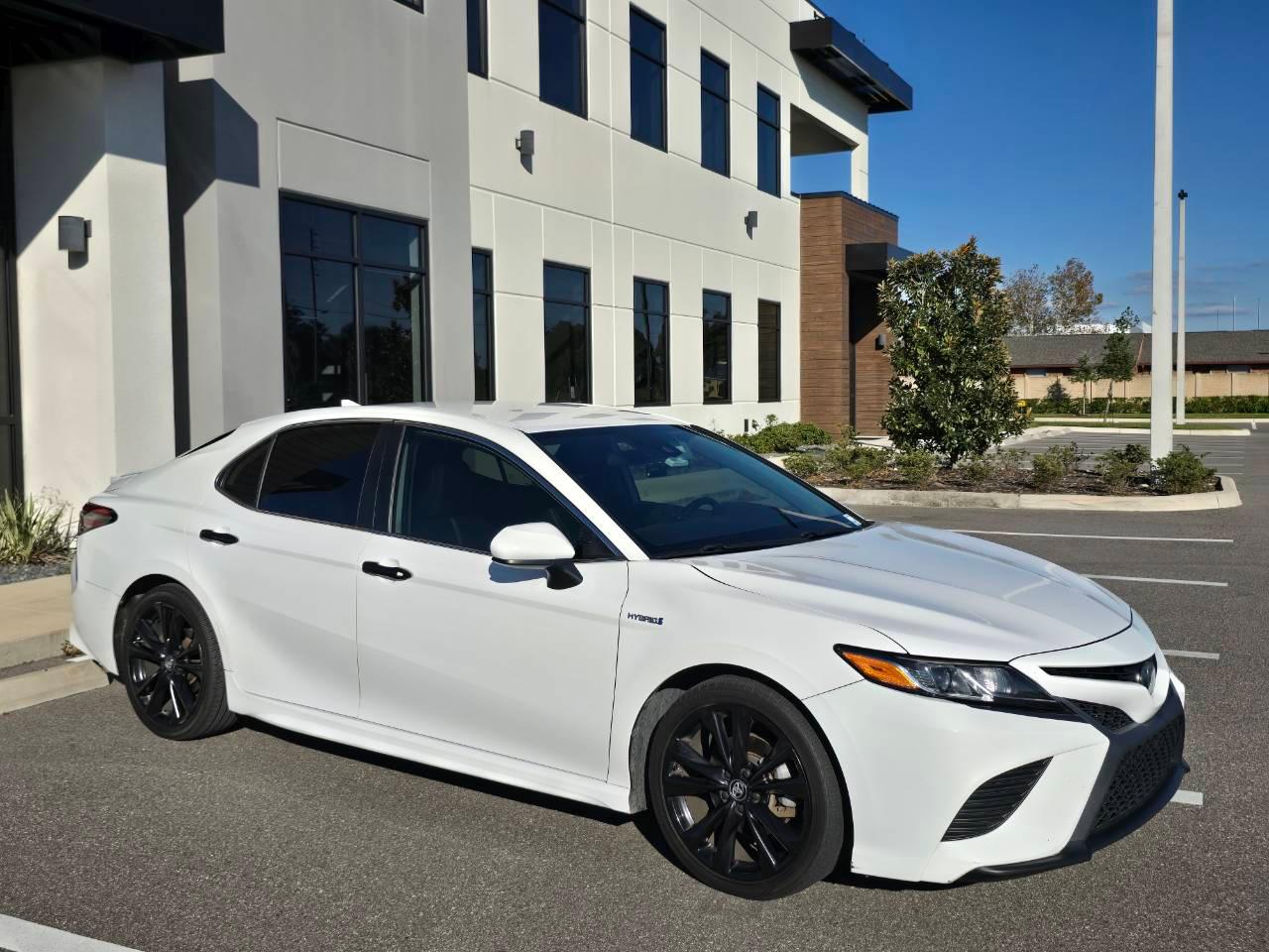 Toyota Camry Hybrid 2019 in Orlando, FL