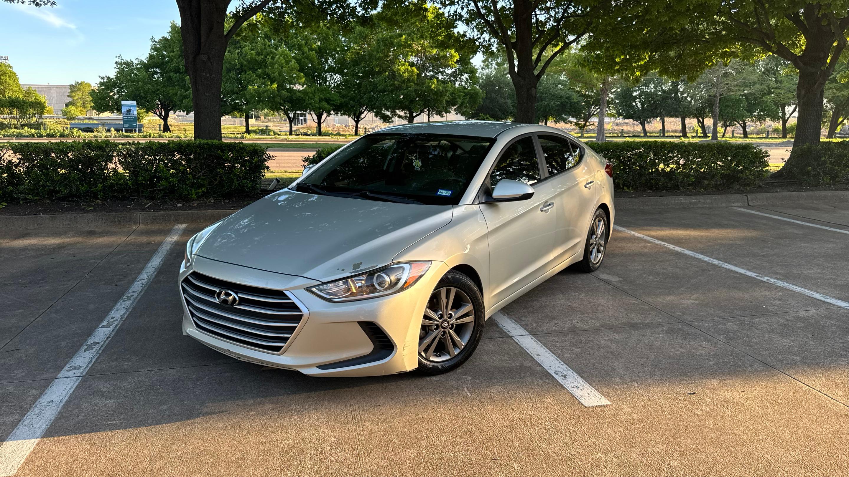 Hyundai Elantra 2017 in 