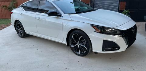 Nissan Altima 2025