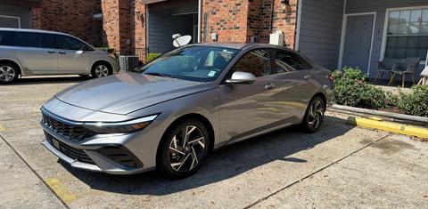Hyundai Elantra 2025