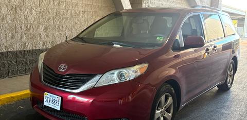 Toyota Sienna 2014