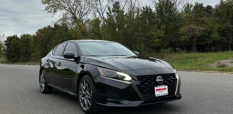Nissan Altima 2024