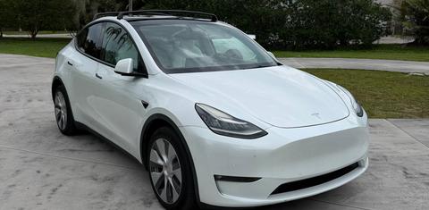 Tesla Model Y 2022