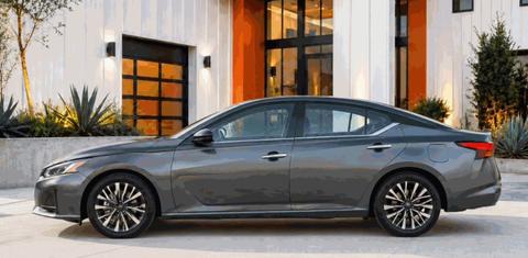 Nissan Altima 2024