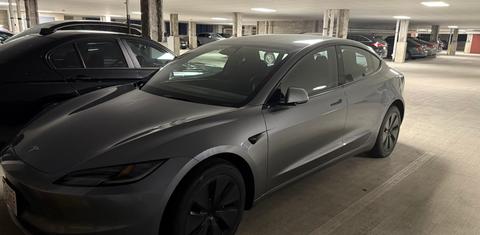 Tesla Model 3 2025