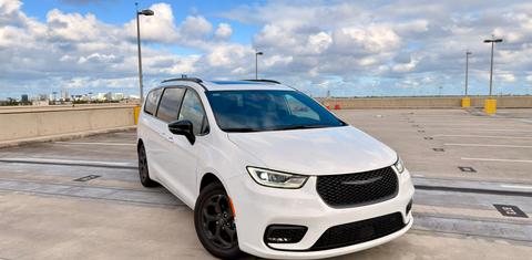 Chrysler Pacifica 2025