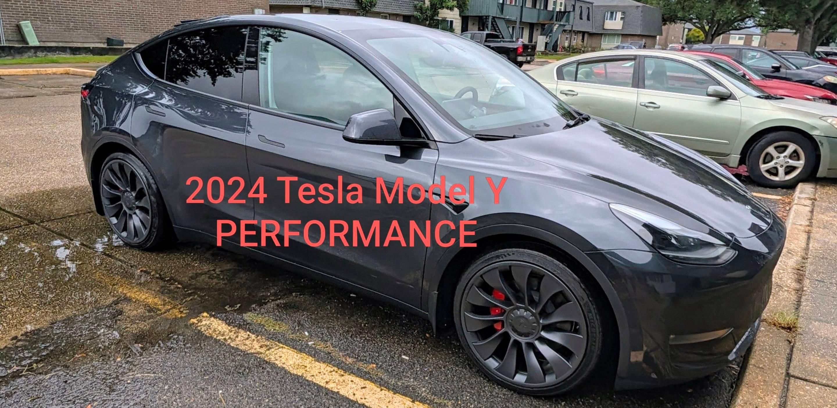 Tesla Model Y 2024 in New Orleans, LA