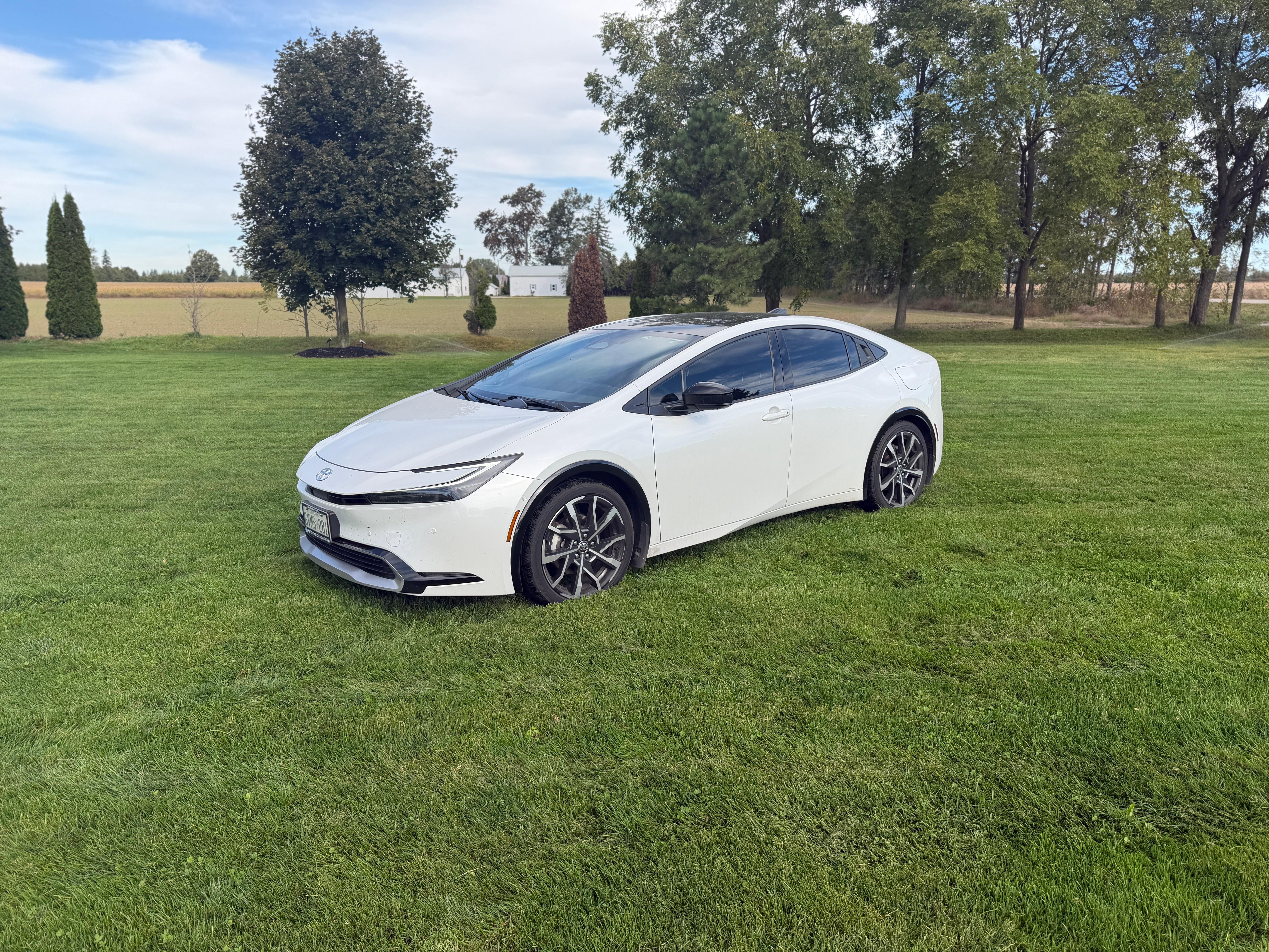 Toyota Prius Plug-In Hybrid 2025 in Toronto, ON