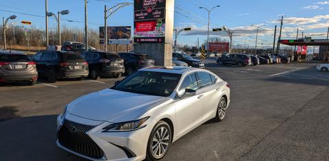 Lexus ES 2021