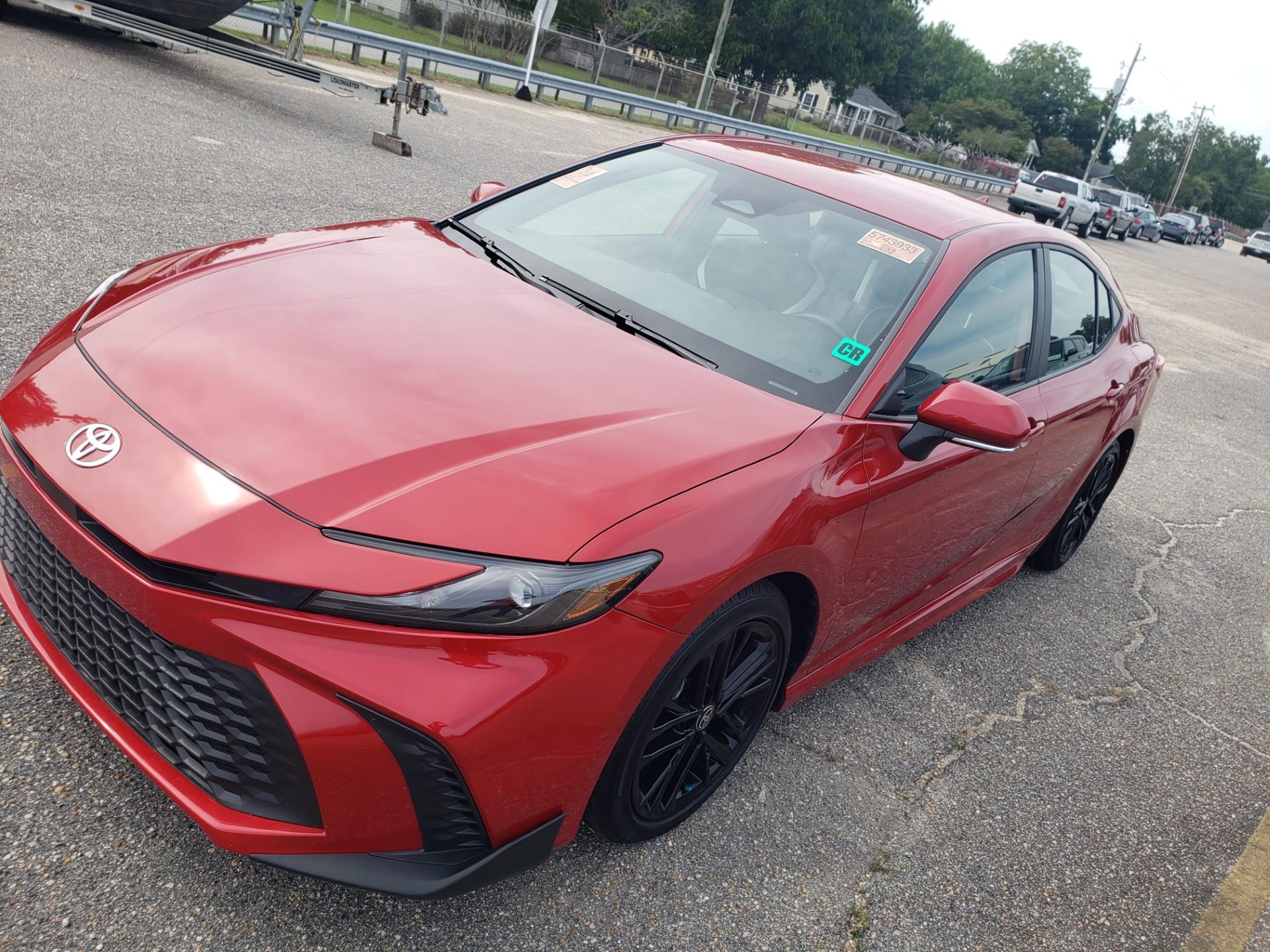 Toyota Camry Hybrid 2025 in Florence, SC
