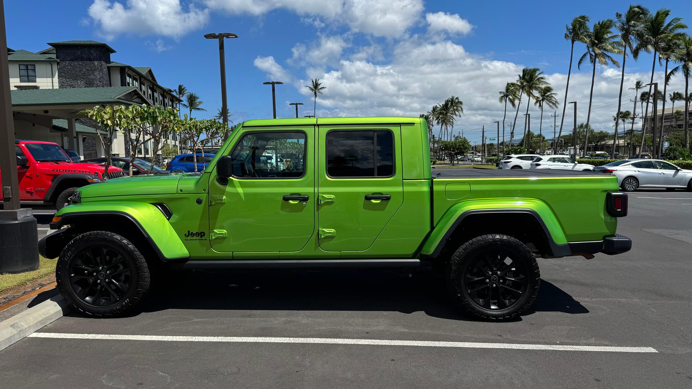 Jeep Gladiator 2025 in Wailuku, HI