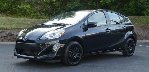 Toyota Prius c 2016