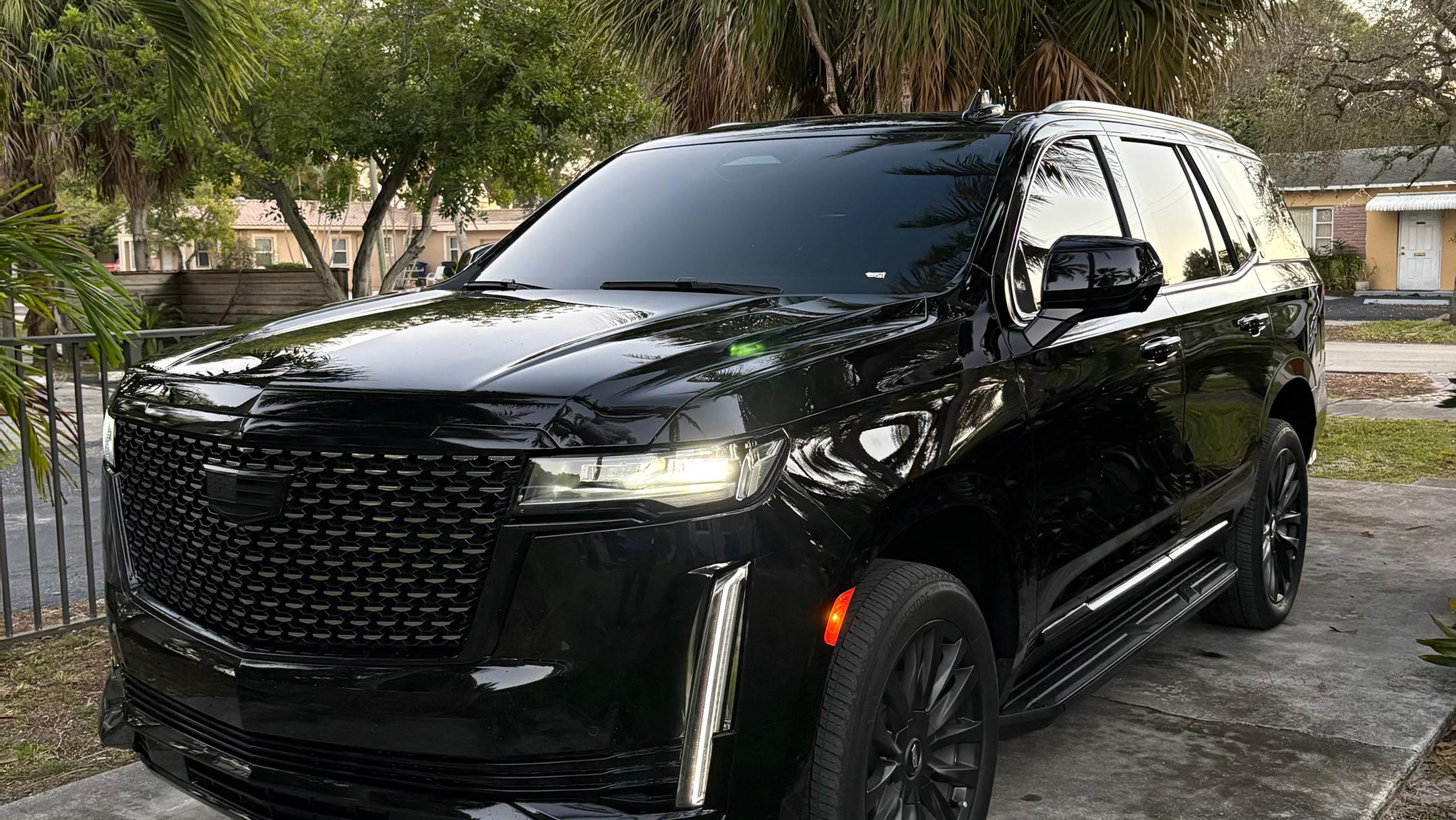 Cadillac Escalade 2023 in 