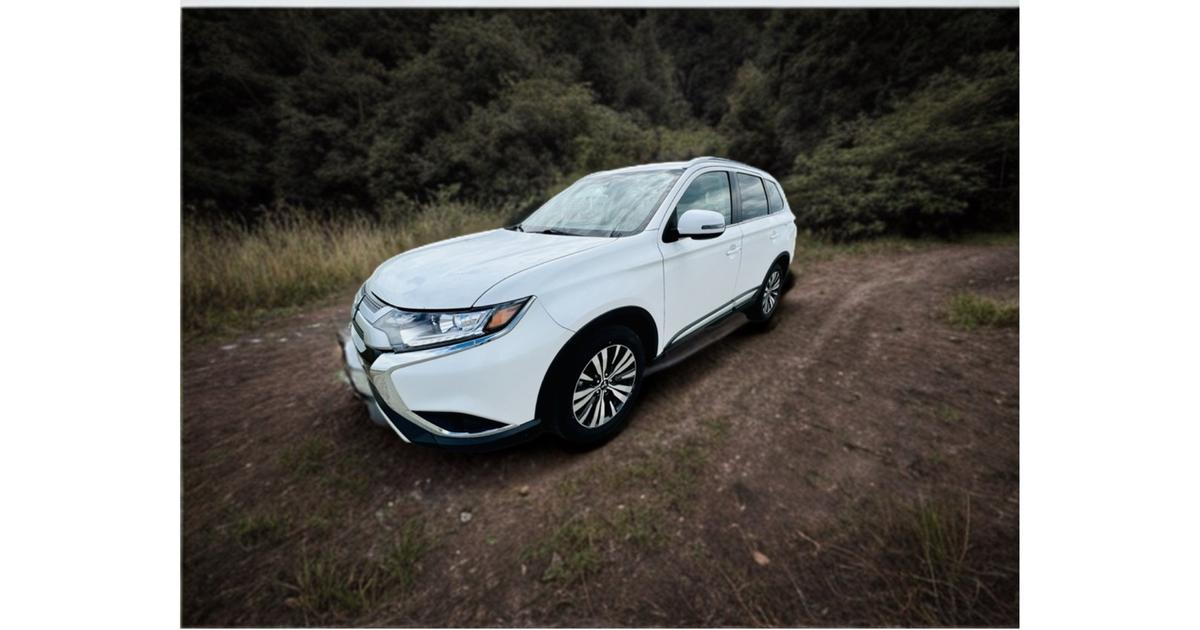 Mitsubishi Outlander 2019 rental in Bozeman, MT by Best Place Car