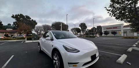 Tesla Model Y 2021