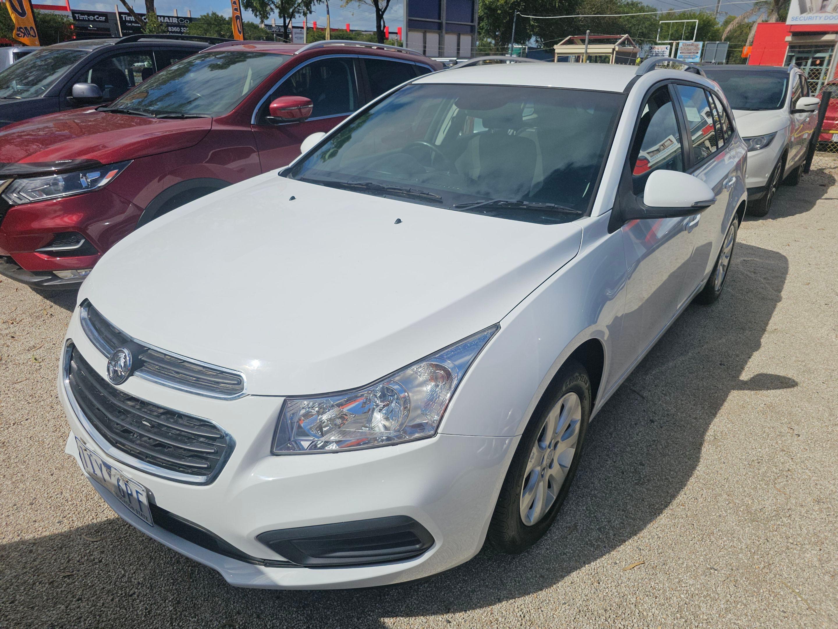Holden CRUZE 2016 in Hoppers Crossing