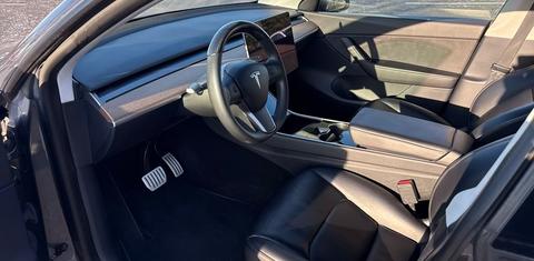 Tesla Model Y 2020