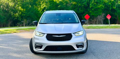 Chrysler Pacifica 2024