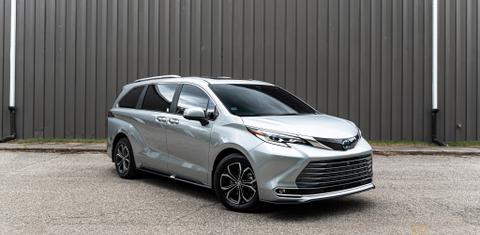 Toyota Sienna 2025