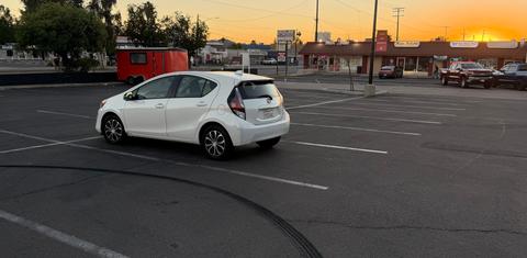 Toyota Prius c 2016