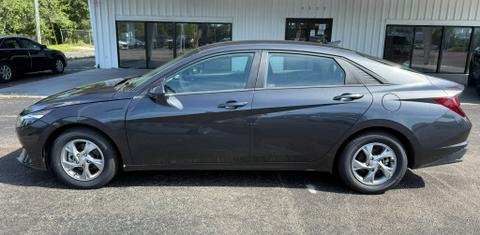 Hyundai Elantra 2021